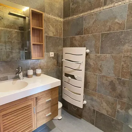 Aix-Les-Bains T3 Avec Terrasse, Parking Et Animaux Permis - Fr-1-555-91 Апартаменты