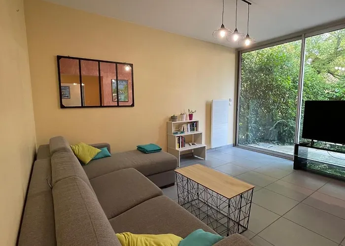 アパート T3 Avec Terrasse, Parking Et Animaux Permis - Fr-1-555-91 エクスレバン