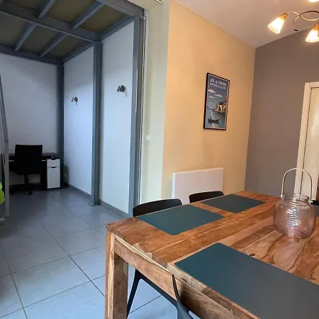 T3 Proche Du Avec Terrasse, Jardin, Et Stationnements Prives - - Fr-1-555-91 * Экс-ле-Бен